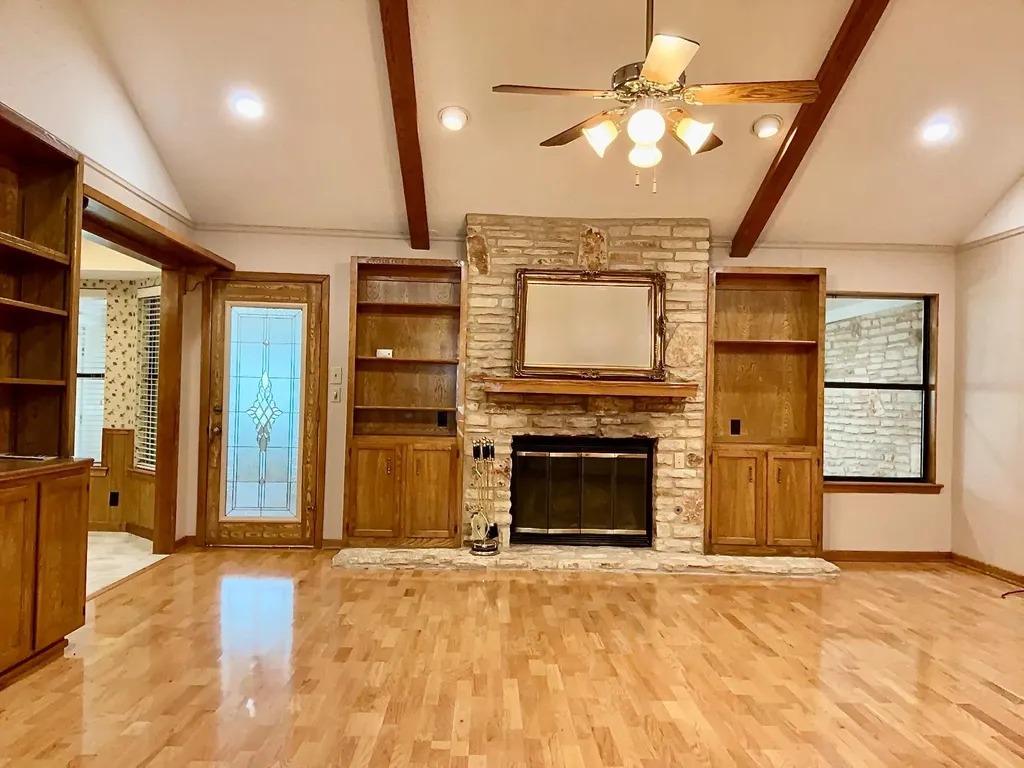 201 Oakwood Drive Georgetown TX 78628