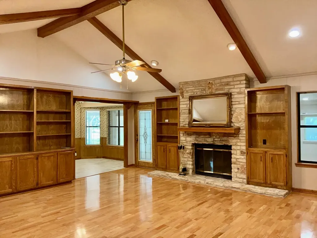 201 Oakwood Drive Georgetown TX 78628