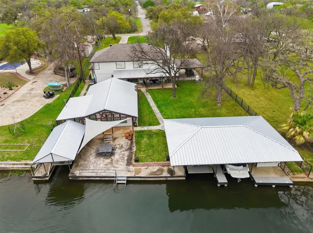 434 E Castleshoals Drive Marble Falls TX 78654