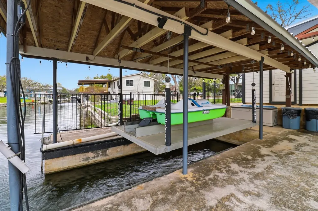 434 E Castleshoals Drive Marble Falls TX 78654