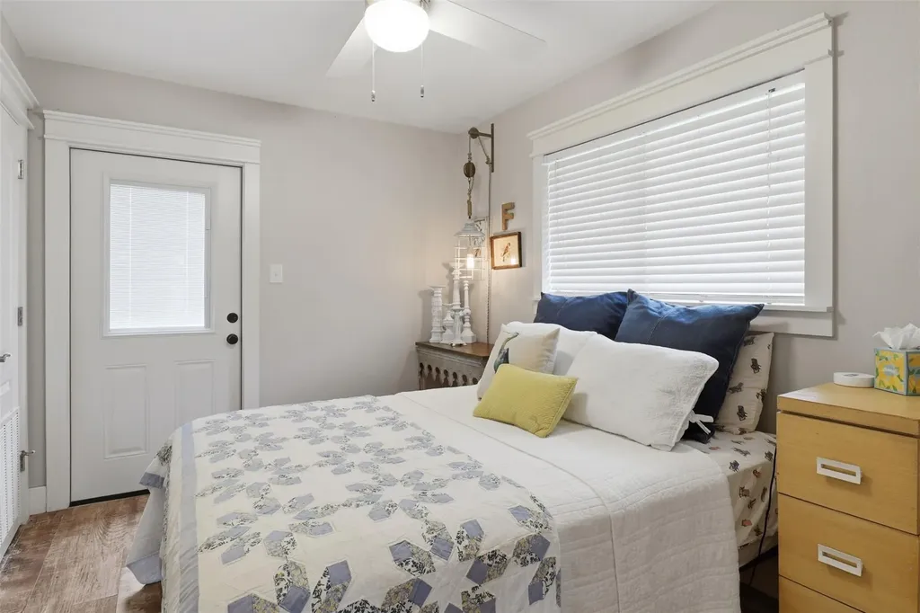 434 E Castleshoals Drive Marble Falls TX 78654