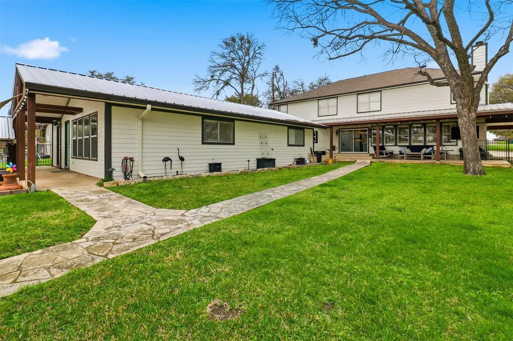 434 E Castleshoals Drive Marble Falls TX 78654
