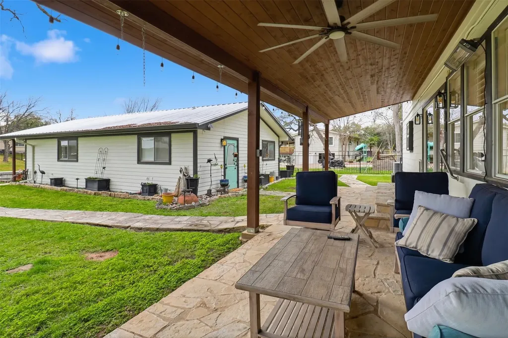 434 E Castleshoals Drive Marble Falls TX 78654