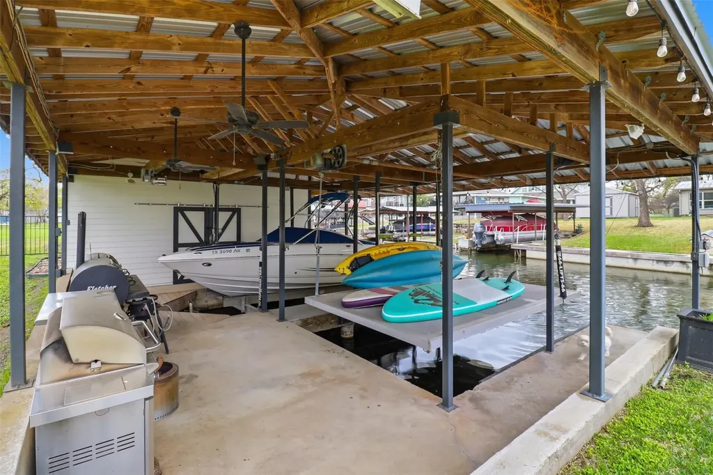434 E Castleshoals Drive Marble Falls TX 78654
