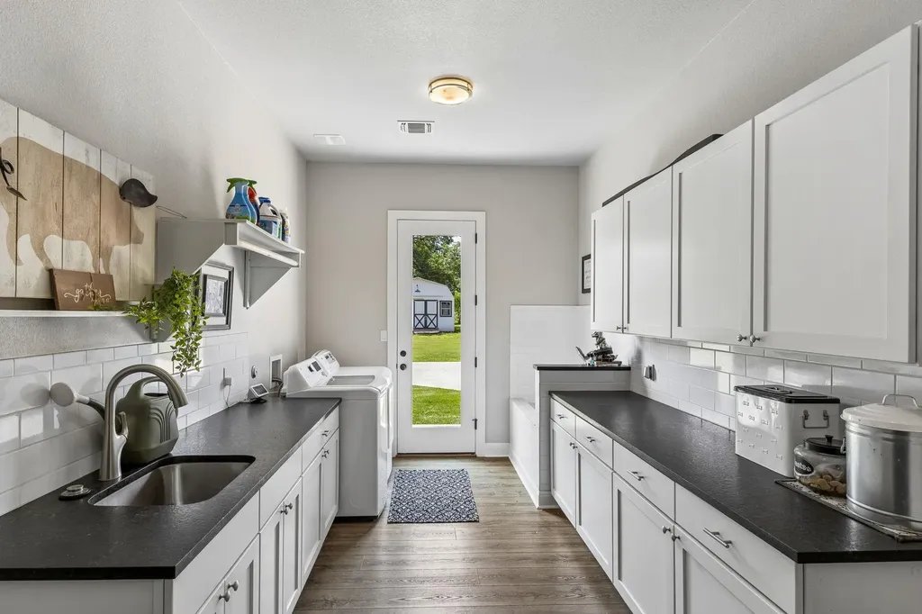 111 Craigen Road Liberty Hill TX 78642