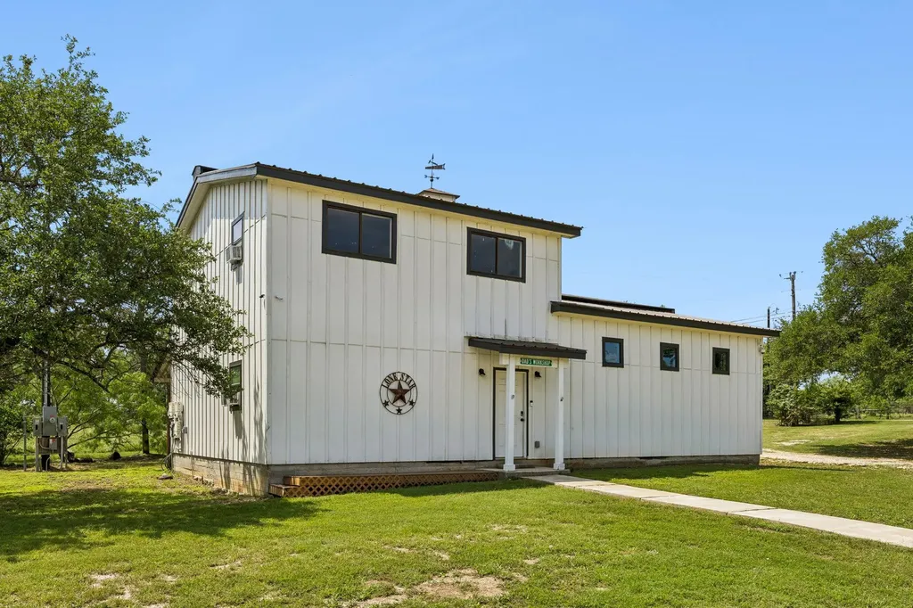 111 Craigen Road Liberty Hill TX 78642