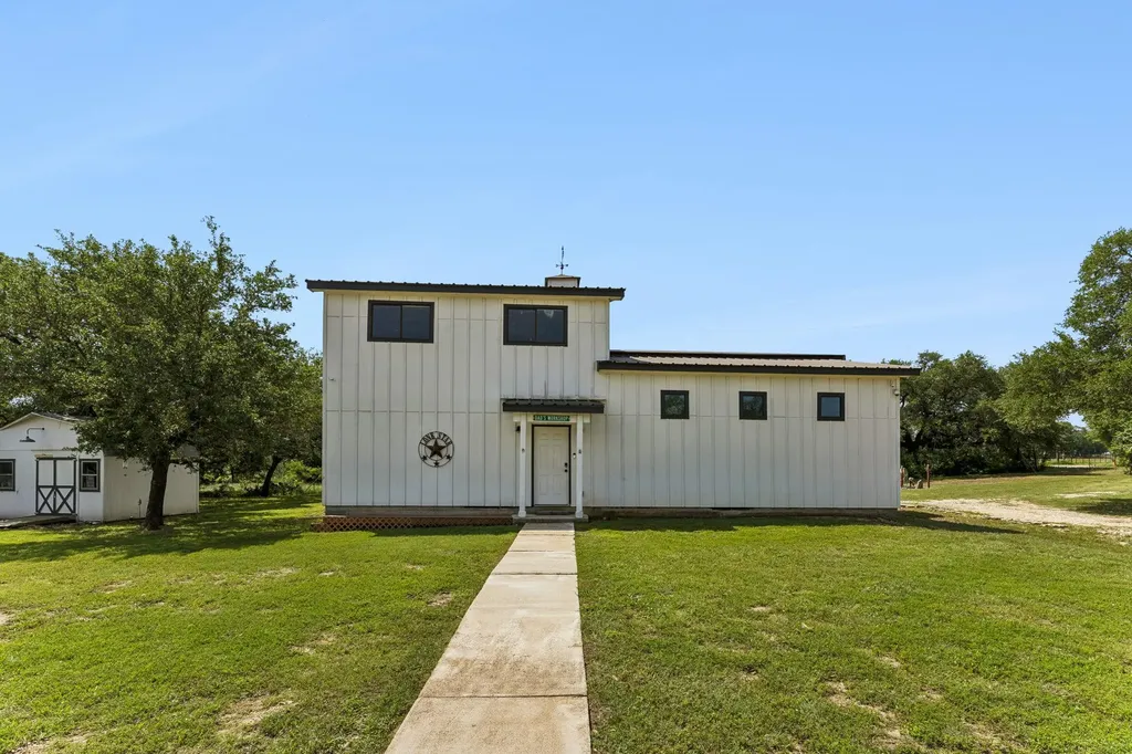 111 Craigen Road Liberty Hill TX 78642