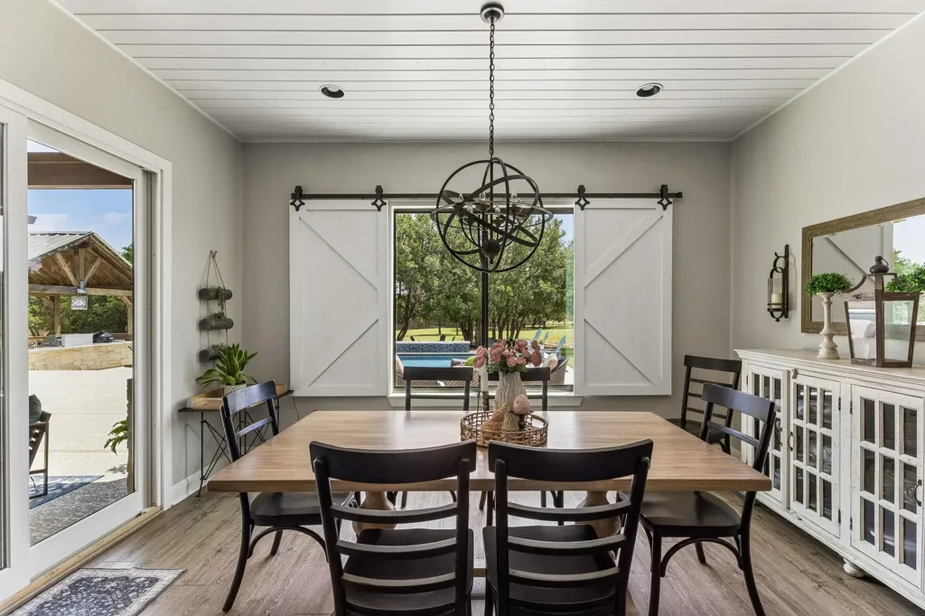 111 Craigen Road Liberty Hill TX 78642