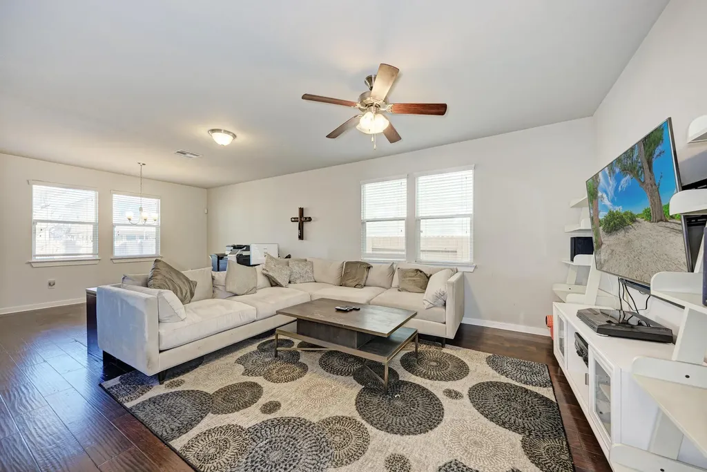 5305 Ingersoll Lane S Austin TX 78744