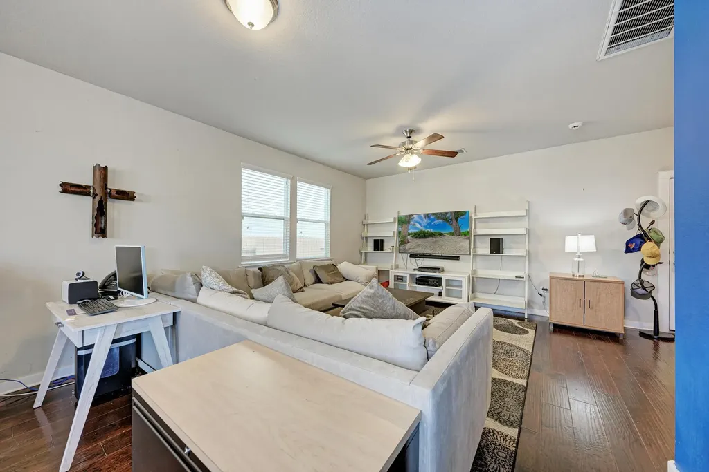 5305 Ingersoll Lane S Austin TX 78744
