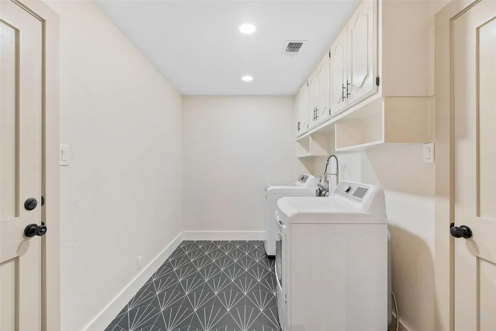 10509 Loring Drive Austin TX 78750