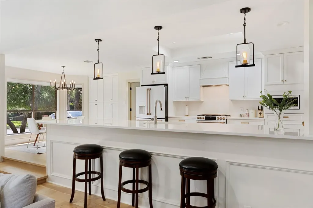 10509 Loring Drive Austin TX 78750