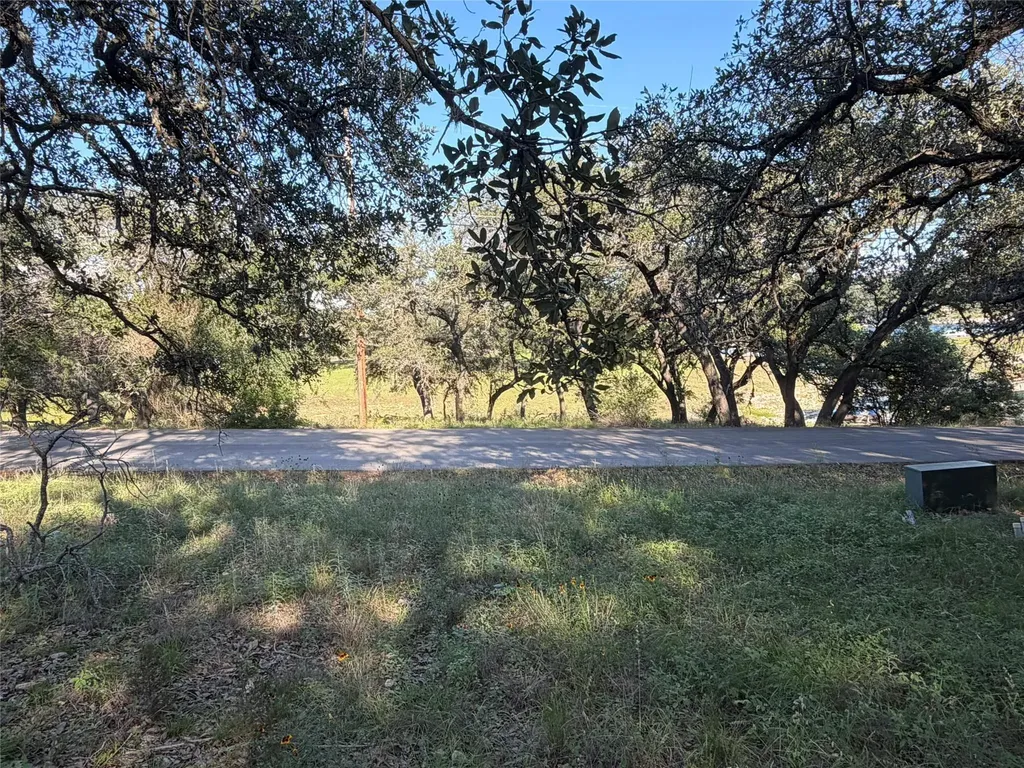 1206 Fawn Park Lago Vista TX 78645