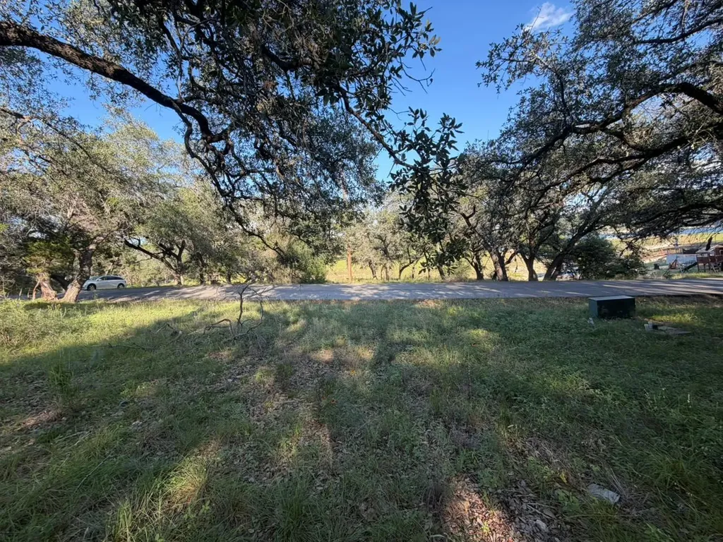 1206 Fawn Park Lago Vista TX 78645