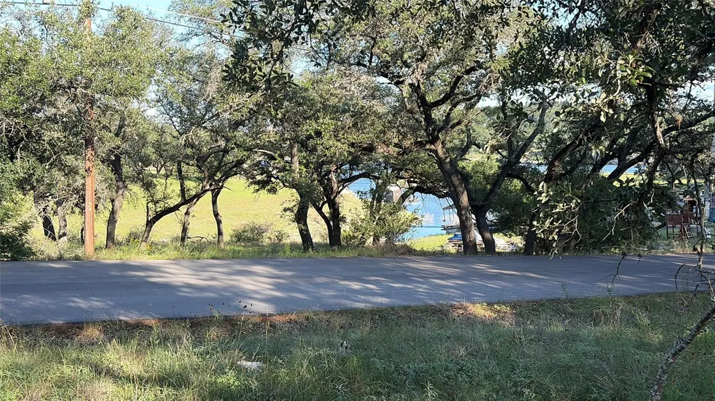1206 Fawn Park Lago Vista TX 78645