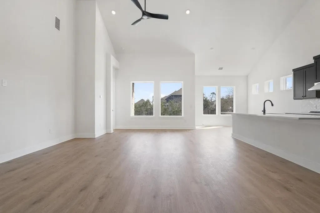 1313 Robin Trail Round Rock TX 78681