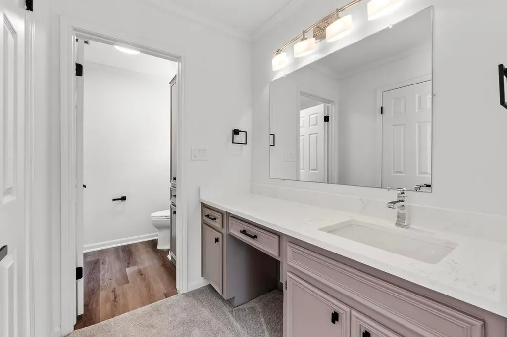 6603 Whitemarsh Valley Walk Austin TX 78746