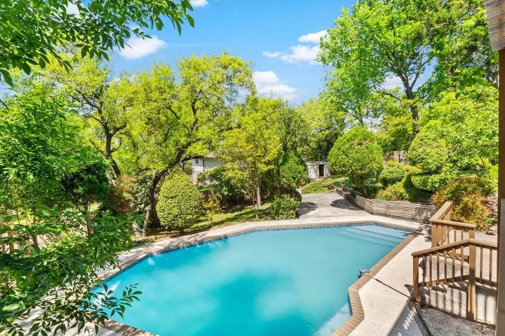 6603 Whitemarsh Valley Walk Austin TX 78746