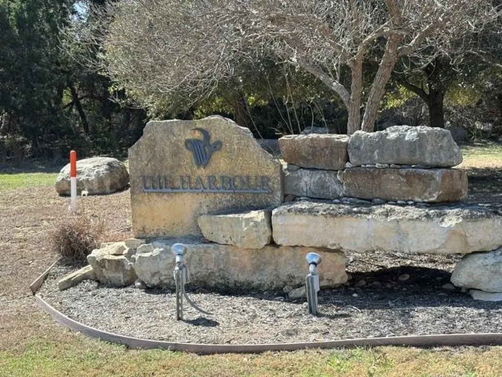 19001 Silver Maple Drive Lago Vista TX 78645