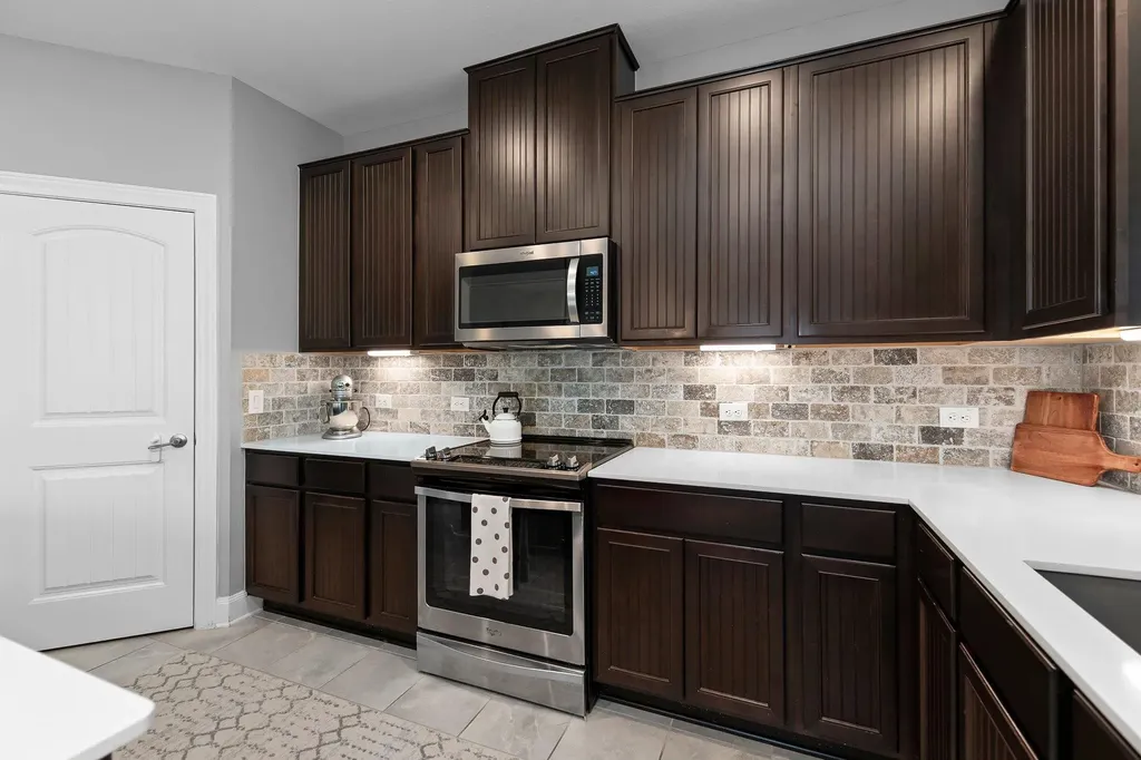 7813 Peccary Drive Austin TX 78744