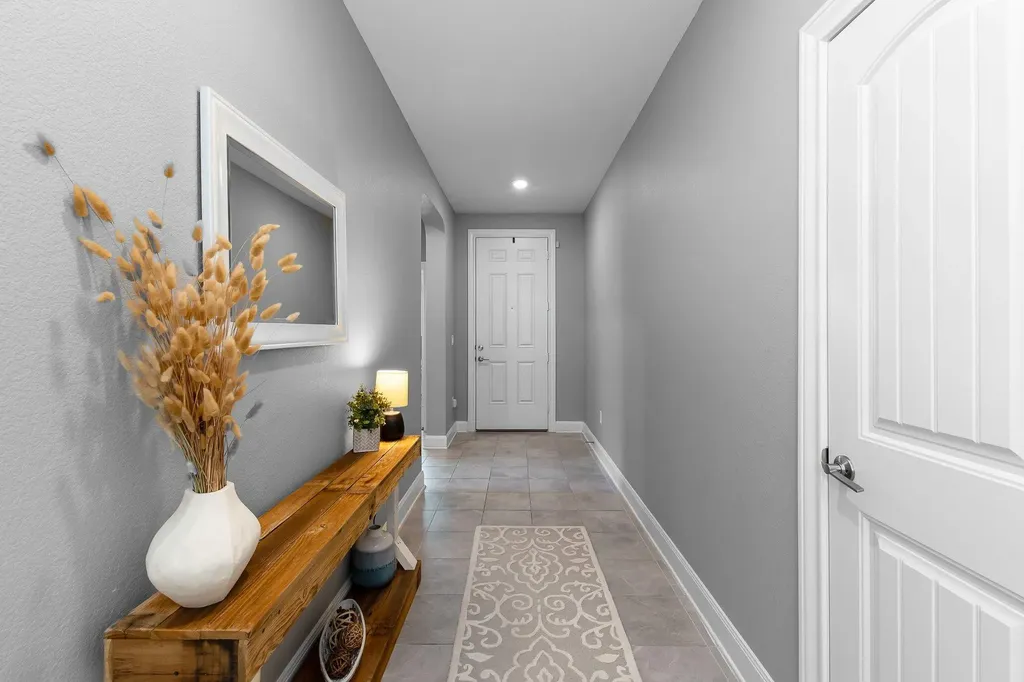 7813 Peccary Drive Austin TX 78744