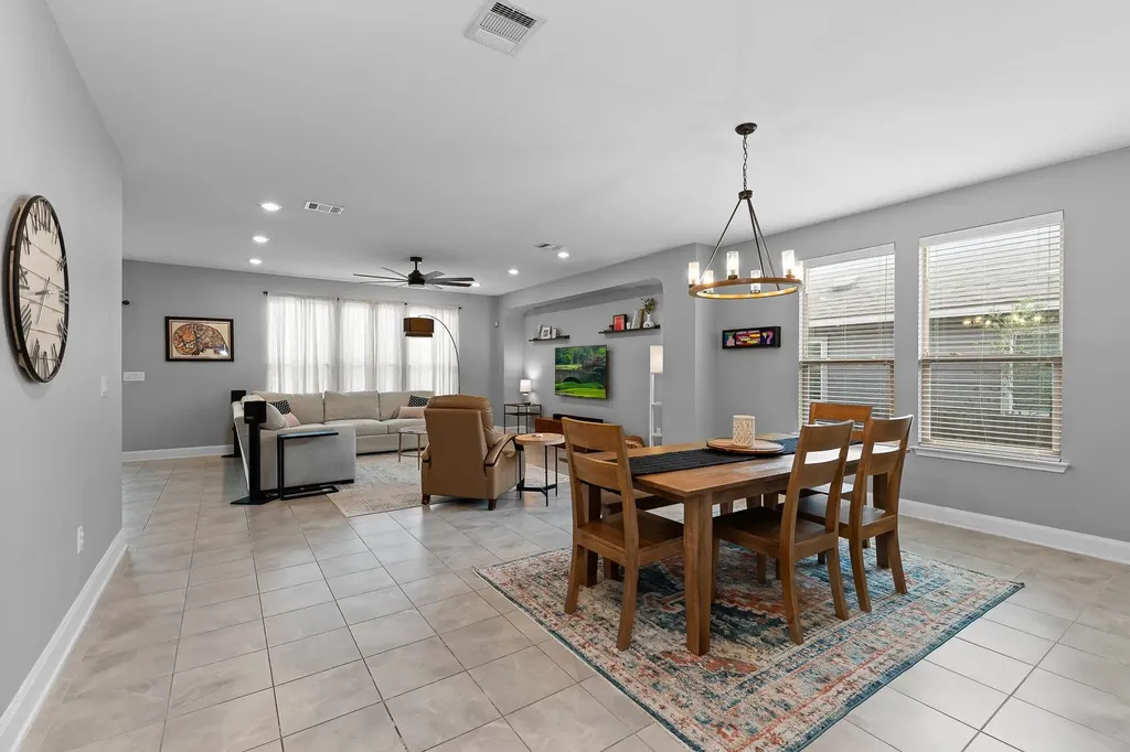 7813 Peccary Drive Austin TX 78744