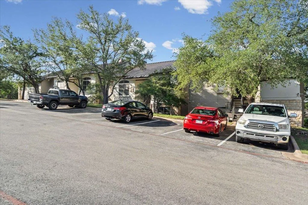 6000 Shepherd Mountain Austin TX 78730