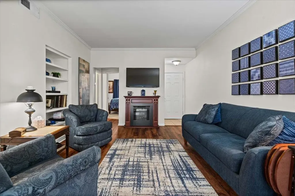 6000 Shepherd Mountain Austin TX 78730