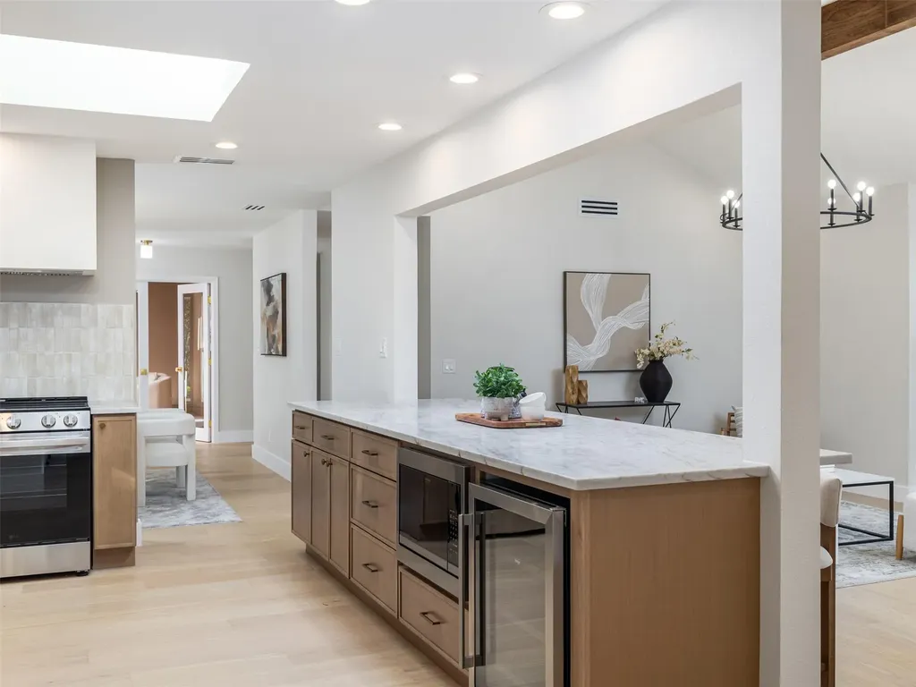 9403 Spring Hollow Drive Austin TX 78750