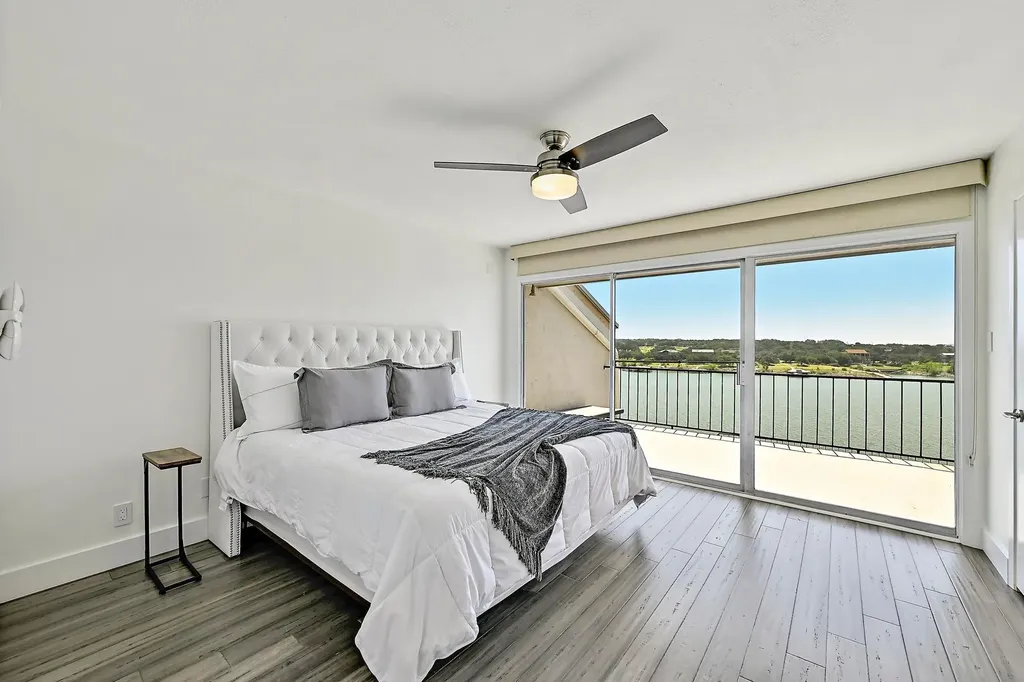 1601 Judy Lynn Drive Spicewood TX 78669