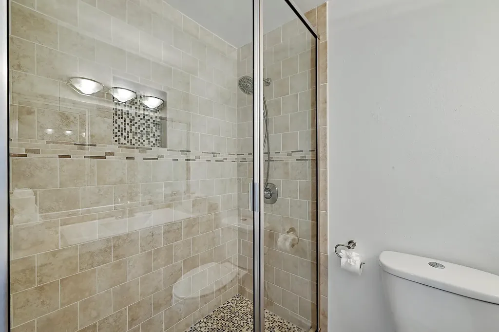 1601 Judy Lynn Drive Spicewood TX 78669