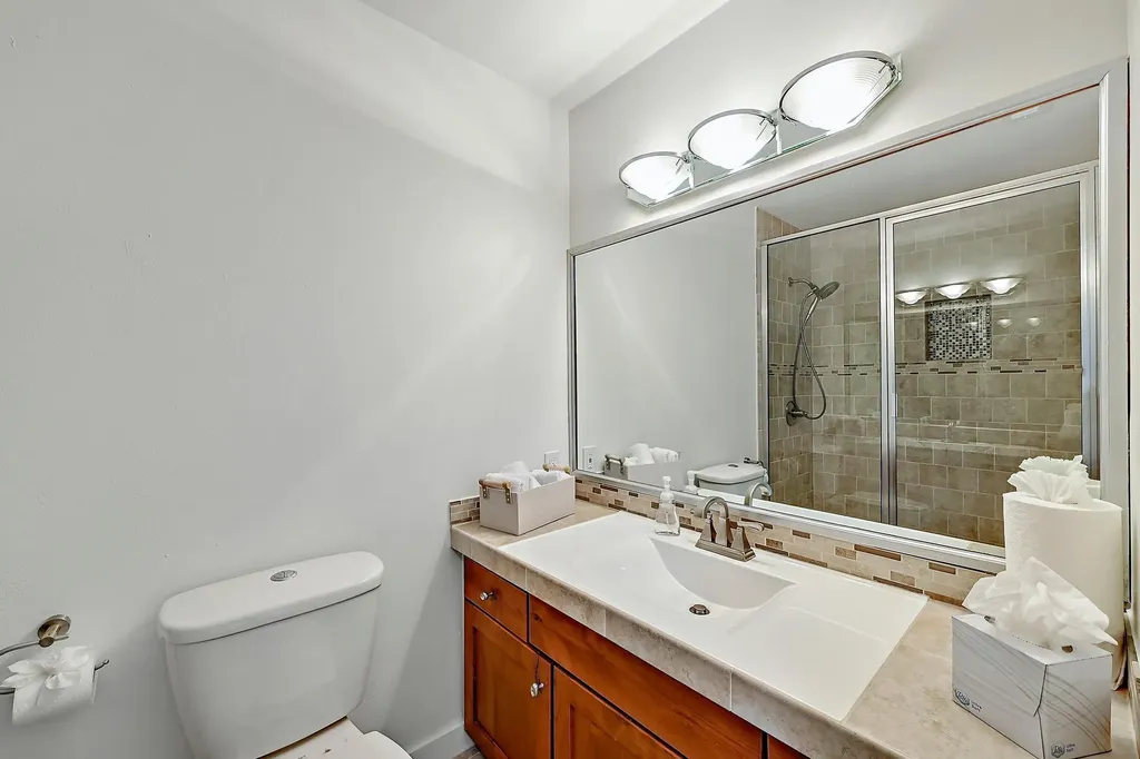 1601 Judy Lynn Drive Spicewood TX 78669