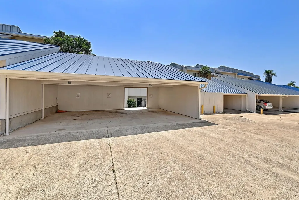 1601 Judy Lynn Drive Spicewood TX 78669