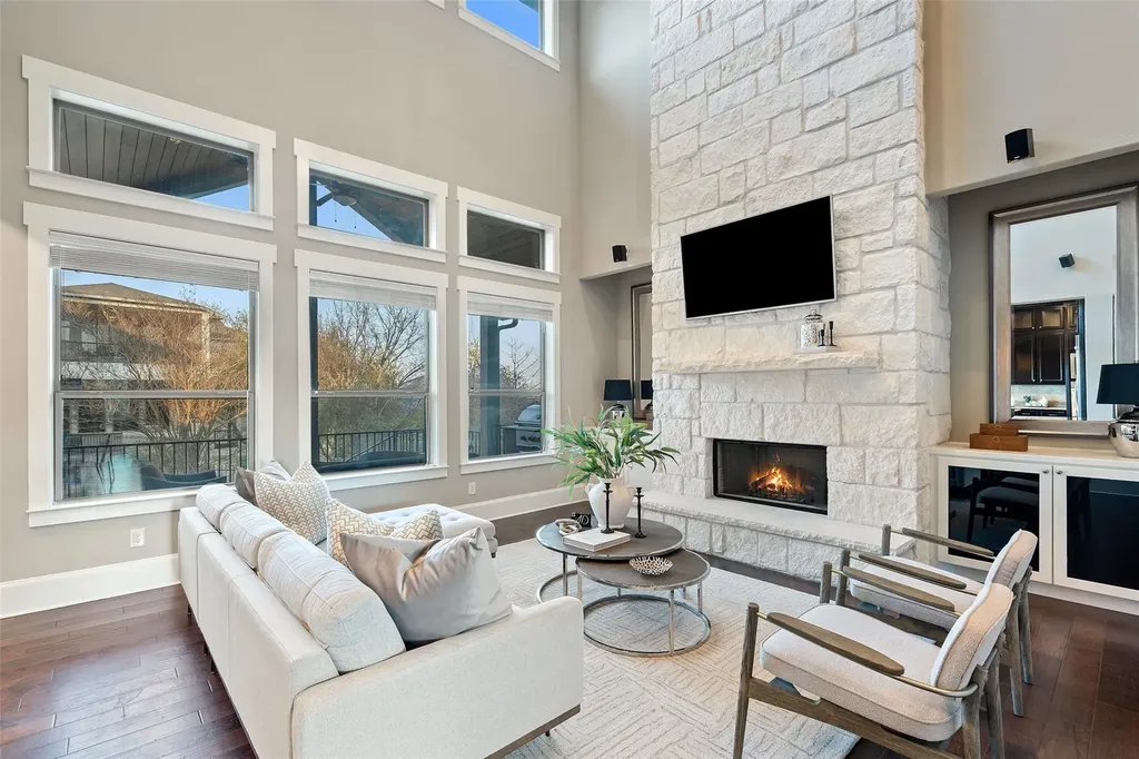 905 Madison Fork Drive Austin TX 78738