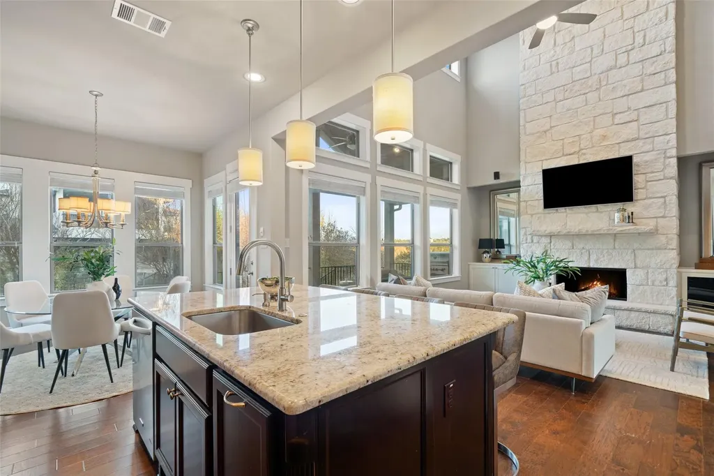 905 Madison Fork Drive Austin TX 78738