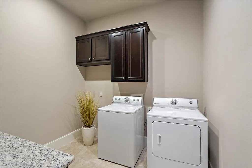 905 Madison Fork Drive Austin TX 78738