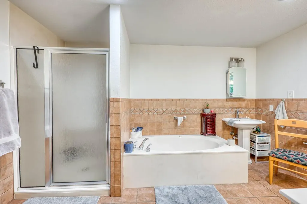 301 6th Street Marble Falls TX 78654