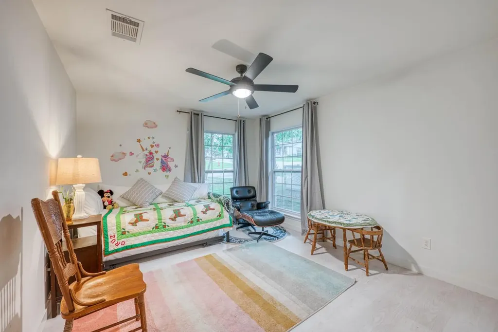 301 6th Street Marble Falls TX 78654