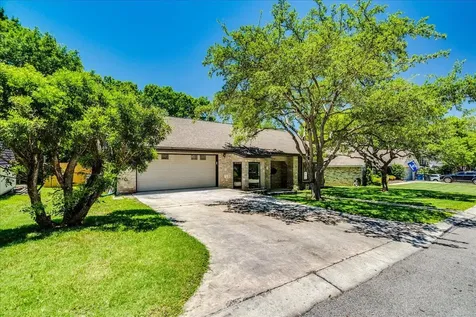 2132 Northcrest Drive New Braunfels TX 78130