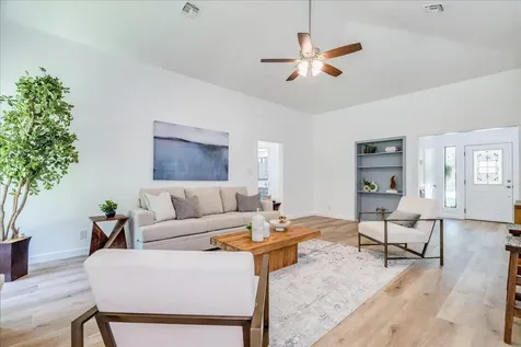2132 Northcrest Drive New Braunfels TX 78130