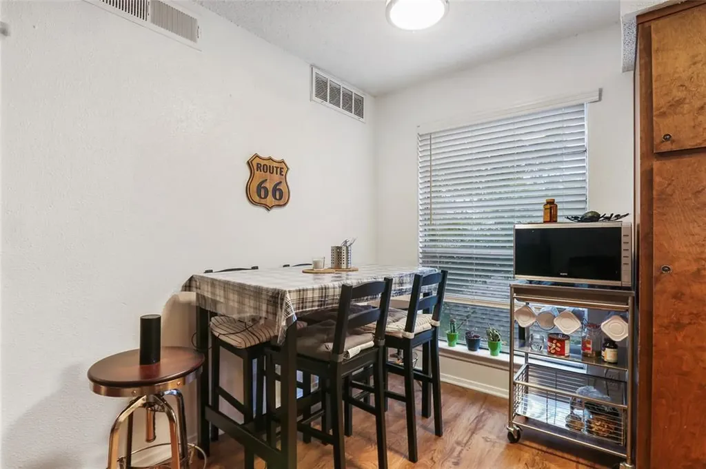 2803 Hemphill Park Austin TX 78705
