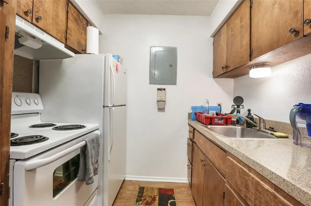 2803 Hemphill Park Austin TX 78705