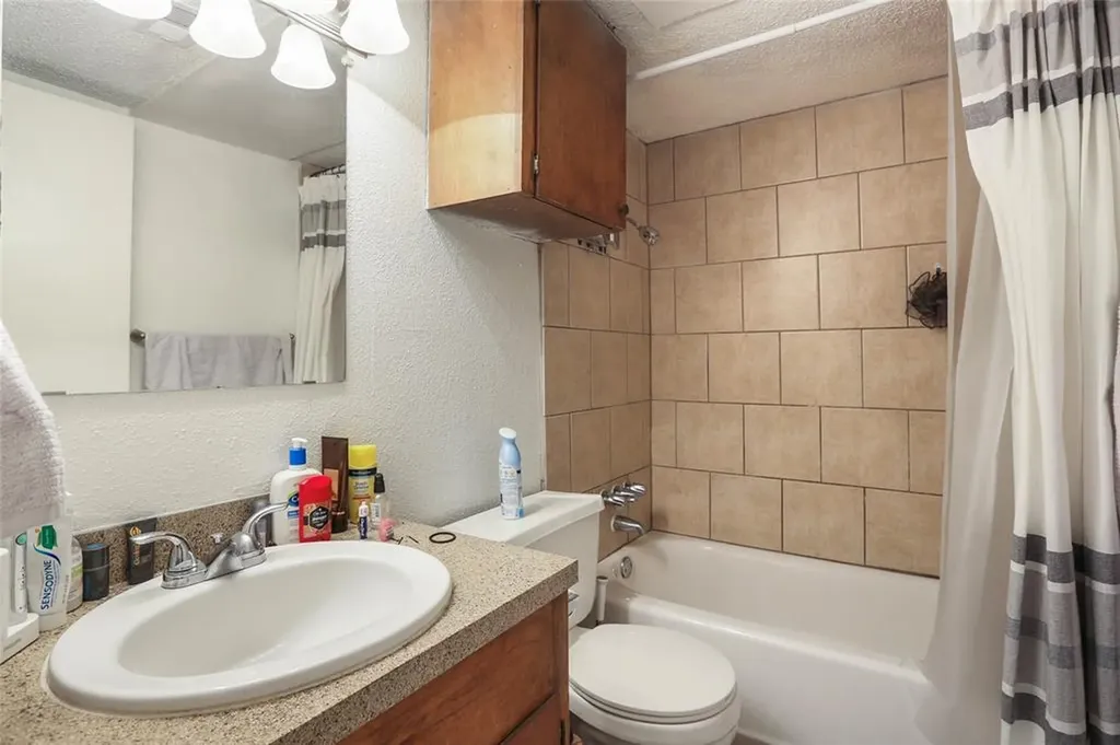 2803 Hemphill Park Austin TX 78705