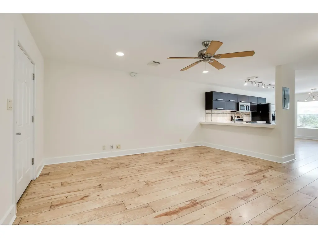 1101 Grove Boulevard Austin TX 78741