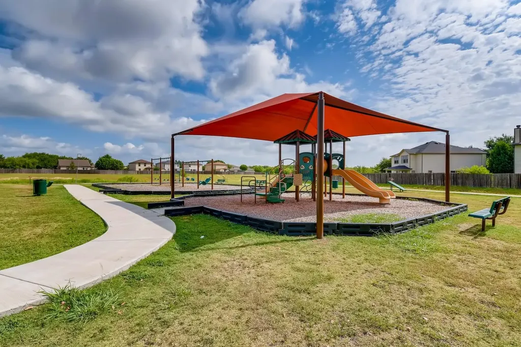 335 Mistletoe Lane Kyle TX 78640