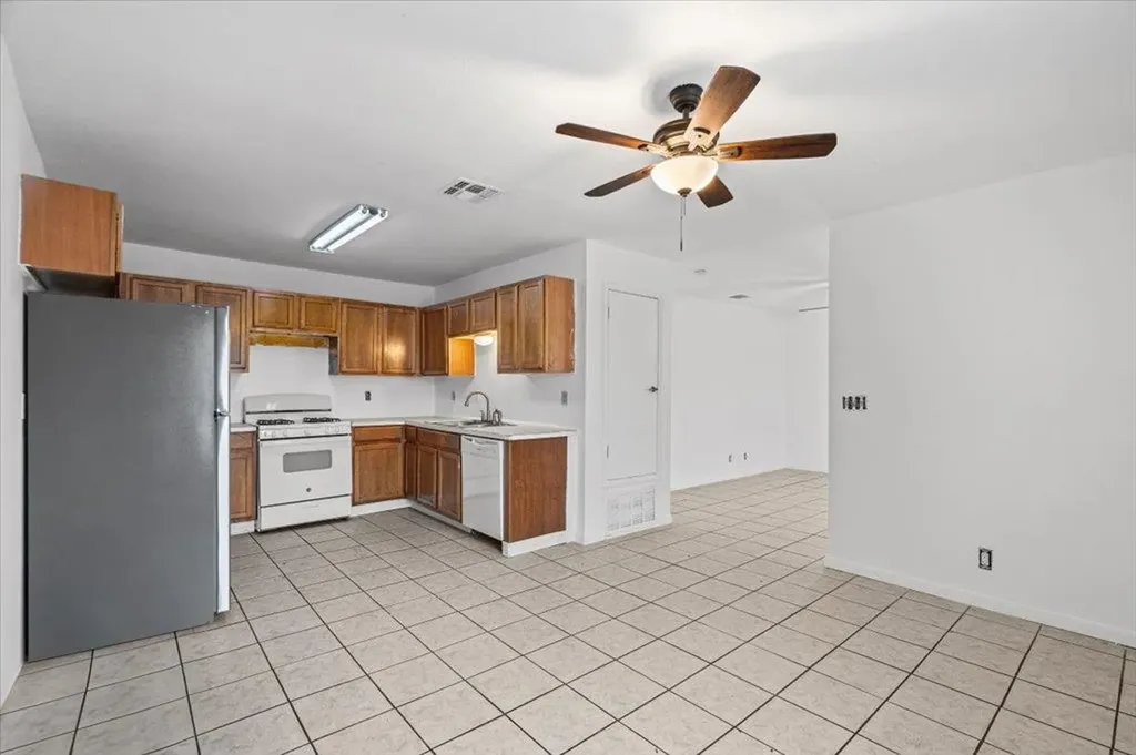 904 Montopolis Drive Austin TX 78741
