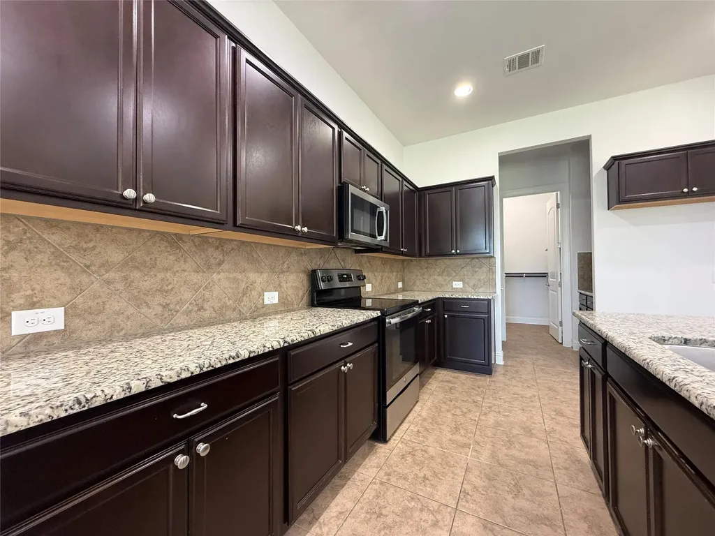 1512 Long Shadow Lane Georgetown TX 78628