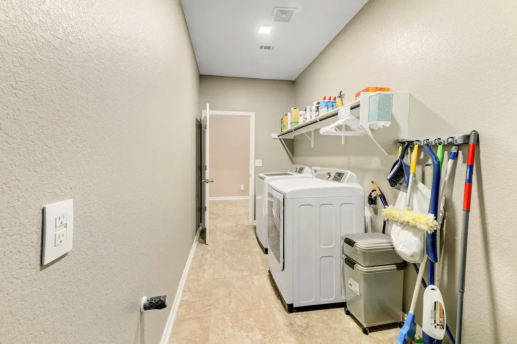187 Salt Fork Drive Liberty Hill TX 78642