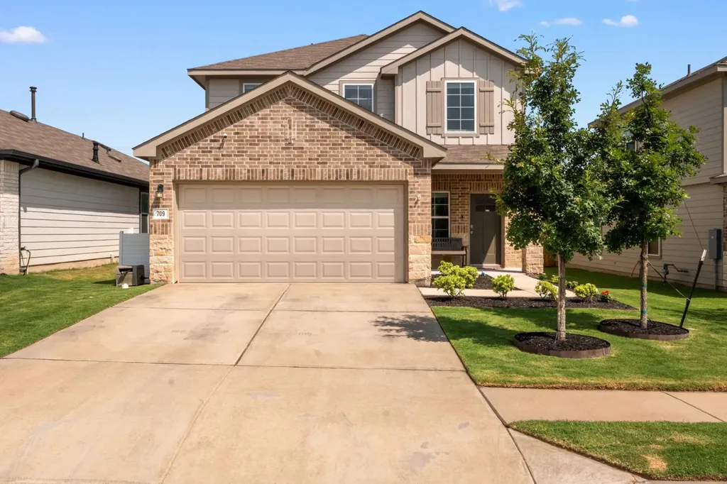 709 Lake Sweewater Lane Buda TX 78610