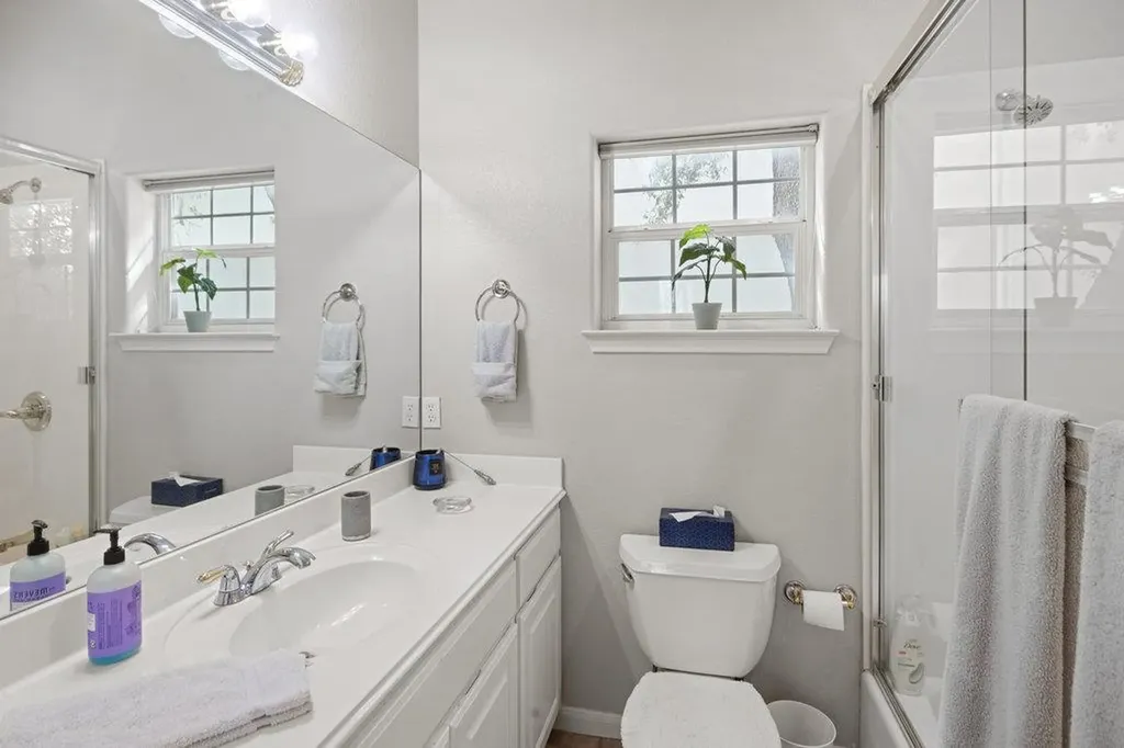 5900 W Fm 2147 Horseshoe Bay TX 78657